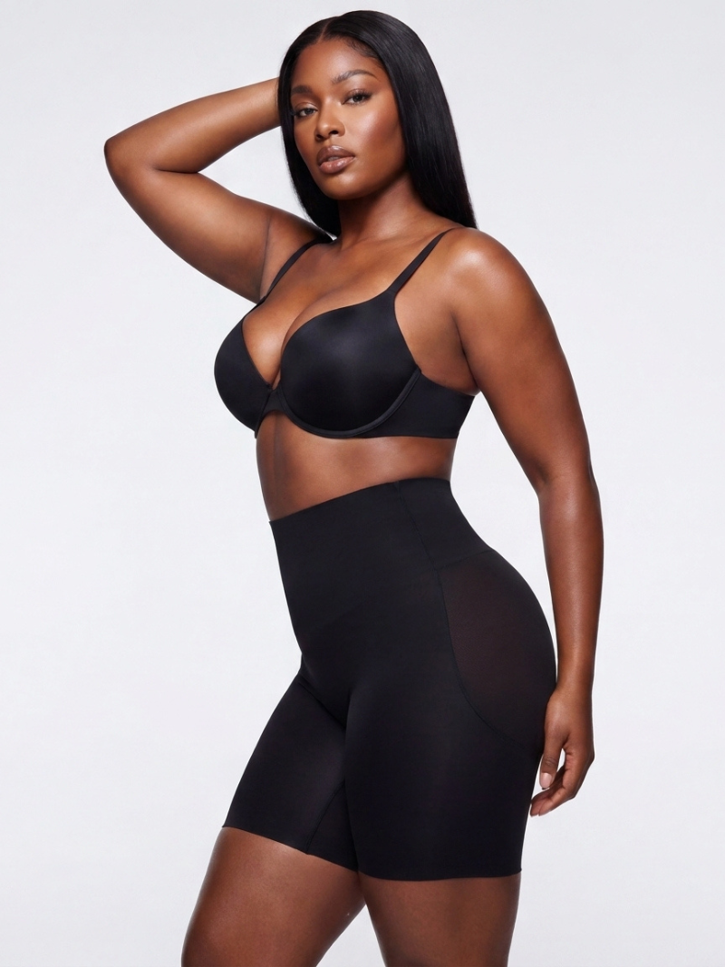 HIP ENHANCING PADDED SHORT