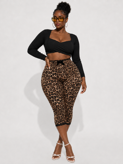 Leopard Curve Capri