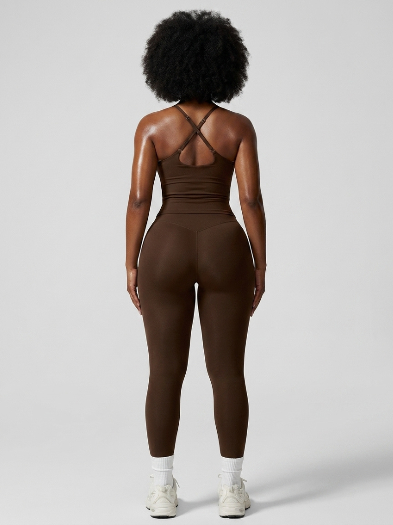 Performance Crisscross Set